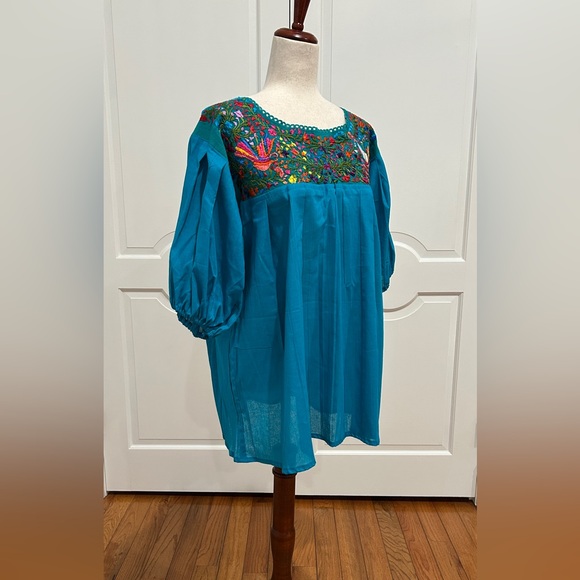 Jazmin Mexican top, hand embroidered.Artisan top. Boho, Hippie, handmade. - Picture 4 of 6